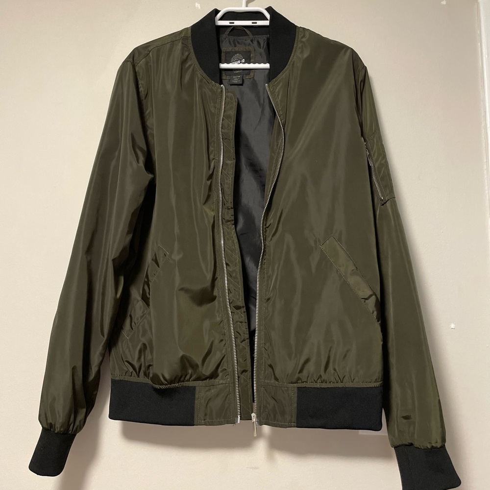 URBAN ID OLIVE GREEN BOMBER JACKET SIZE MEDIUM